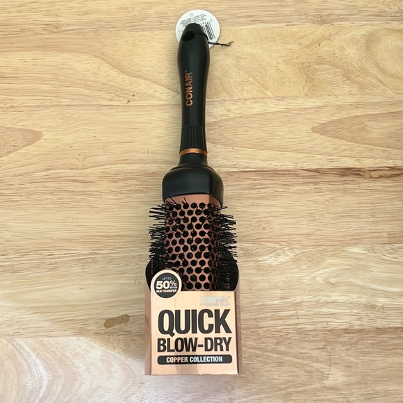 Conair Quick Blow-Dry Pro Vented Porcupine Half Round Brush NEW - Picture 1 of 2